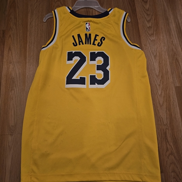 Nike Swingman LeBron James Jersey - Picture 2 of 6